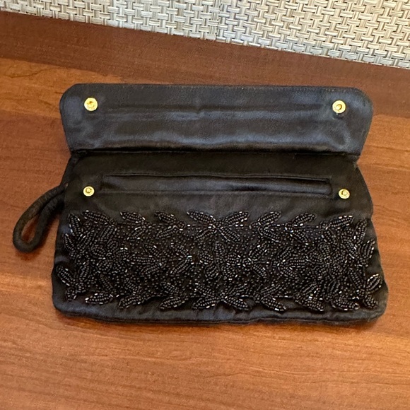 🌟2xHP🌟VTG 1960 Marie Antoinette of Paris Black Micro Bead Satin Evening Clutch - Picture 7 of 15